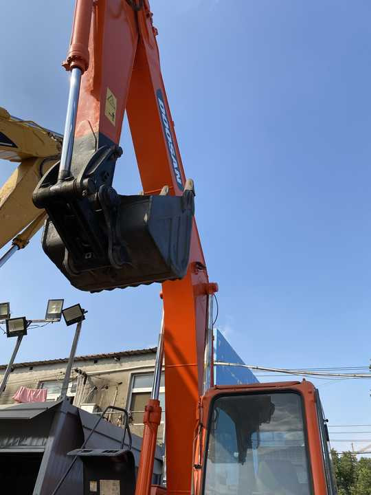 Awesome Performance Korea Imported Small Scale Used Doosan Dh60 Dh55 Dh150 Dx60 Dx225 Excavator in China - Escavadora de rastos: foto 4 Awesome Performance Korea Imported Small Scale Used Doosan Dh60 Dh55 Dh150 Dx60 Dx225 Excavator in China - Escavadora de rastos: foto 4