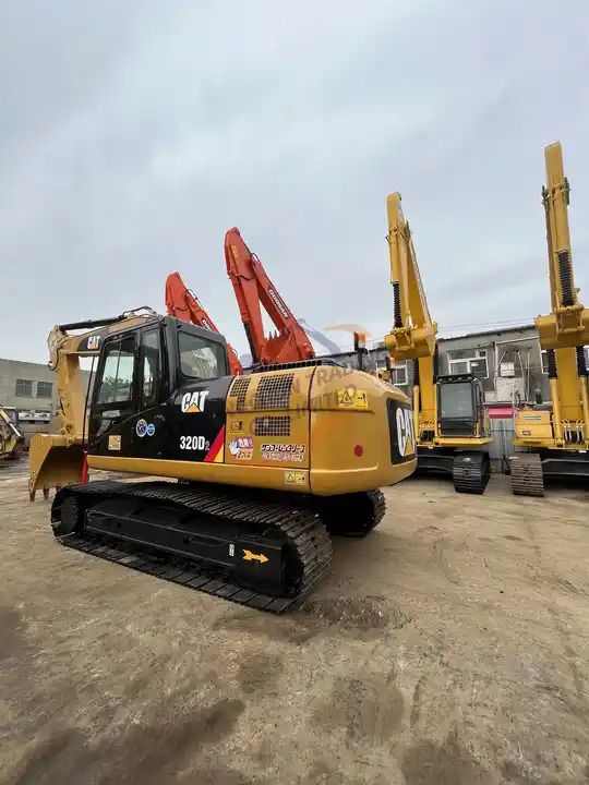 Cheaper Secondhand Cat 320d Hydraulic Crawler 20 Ton Caterpillar 320 Series Model Used Excavator Japan Original - Escavadeira: foto 3 Cheaper Secondhand Cat 320d Hydraulic Crawler 20 Ton Caterpillar 320 Series Model Used Excavator Japan Original - Escavadeira: foto 3