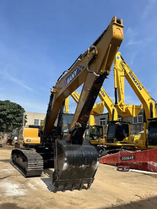 Factory Direct Sale Sany 215C Pro Excavator Machine 20ton SANY 215 SY215 SY215C SY215H Used Excavators in Shanghai - Escavadeira: foto 3 Factory Direct Sale Sany 215C Pro Excavator Machine 20ton SANY 215 SY215 SY215C SY215H Used Excavators in Shanghai - Escavadeira: foto 3