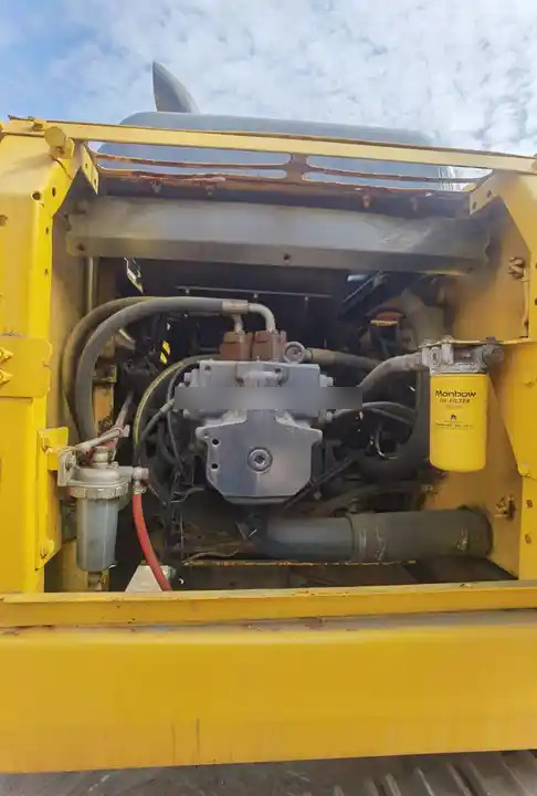 Good Condition Komatsu Used PC220-7 Hydraulic Crawler Excavator Suitable For Construction/ Agriculture Digging - Escavadora de rastos: foto 4 Good Condition Komatsu Used PC220-7 Hydraulic Crawler Excavator Suitable For Construction/ Agriculture Digging - Escavadora de rastos: foto 4