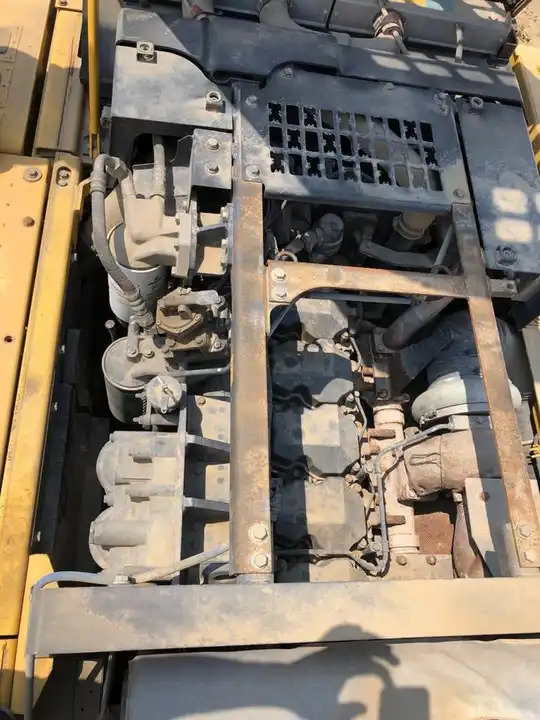 Good Condition Used Komastu PC400 PC450 PC200 PC700 Excavator Komatsu PC200 - Escavadeira: foto 3 Good Condition Used Komastu PC400 PC450 PC200 PC700 Excavator Komatsu PC200 - Escavadeira: foto 3