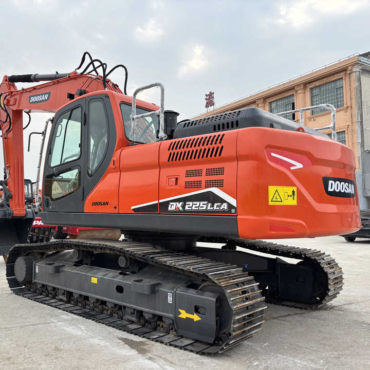 High Quality Korea Made 2019 Year Doosan Brand Dx225 Dx225lc Dx225lca Crawler Excavator - Escavadora de rastos: foto 1 High Quality Korea Made 2019 Year Doosan Brand Dx225 Dx225lc Dx225lca Crawler Excavator - Escavadora de rastos: foto 1