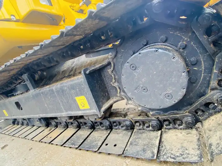 Hot sale Construction equipment Backhoe Used min excavator Komatsu PC60-7 japan hydraulic excavator PC60-7 - Escavadora de rastos: foto 2 Hot sale Construction equipment Backhoe Used min excavator Komatsu PC60-7 japan hydraulic excavator PC60-7 - Escavadora de rastos: foto 2