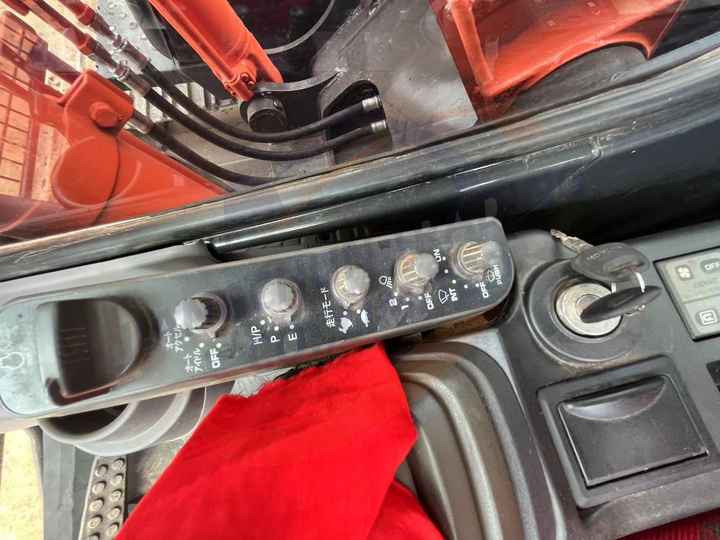 Hot sale Used Hitachi ZX120 digger medium size Excavator second hand excavator - Escavadora de rastos: foto 4 Hot sale Used Hitachi ZX120 digger medium size Excavator second hand excavator - Escavadora de rastos: foto 4