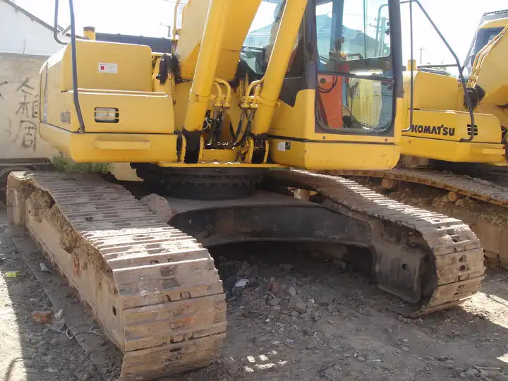 Hot sell Komatsu PC220 Buy Komatsu PC220 Kamatsu Excavator PC220 Price New Komatsu PC220 pc200 pc240 Excavator - Escavadeira: foto 3 Hot sell Komatsu PC220 Buy Komatsu PC220 Kamatsu Excavator PC220 Price New Komatsu PC220 pc200 pc240 Excavator - Escavadeira: foto 3