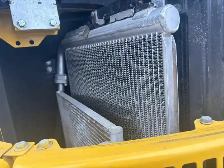 Japan Surplus Backhoe Excavator Komatsu Pc78us Pc60 Tracked Excavator With Blade Dozer For The Philippines In Shanghai - Escavadora de rastos: foto 4 Japan Surplus Backhoe Excavator Komatsu Pc78us Pc60 Tracked Excavator With Blade Dozer For The Philippines In Shanghai - Escavadora de rastos: foto 4