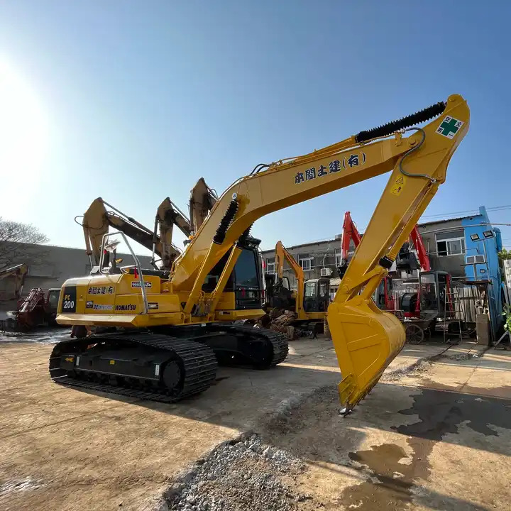 Low Working Hours 90% Brand New Komatsu Pc200-8 Excavator Used Excavators With Complete Purchase And Maintenance Records - Escavadeira: foto 2 Low Working Hours 90% Brand New Komatsu Pc200-8 Excavator Used Excavators With Complete Purchase And Maintenance Records - Escavadeira: foto 2