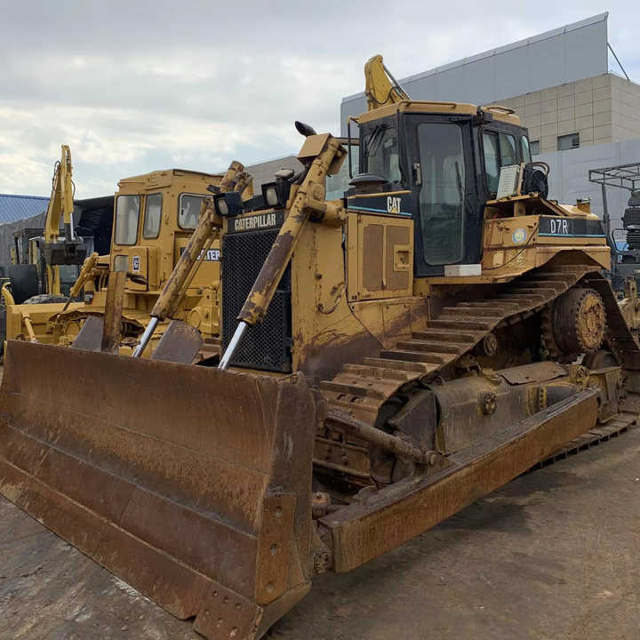 Original Japan Imported Caterpillar D6G Bulldozer Japan Original Cat D6G D7G D7R D9n D8r Used Bulldozers - Buldôzer: foto 1 Original Japan Imported Caterpillar D6G Bulldozer Japan Original Cat D6G D7G D7R D9n D8r Used Bulldozers - Buldôzer: foto 1