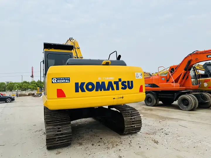 Original Japan Used Crawler Excavator Komatsu Pc200lc-7 Pc220lc-7 A/c Cabin In Shanghai - Escavadora de rastos: foto 5 Original Japan Used Crawler Excavator Komatsu Pc200lc-7 Pc220lc-7 A/c Cabin In Shanghai - Escavadora de rastos: foto 5