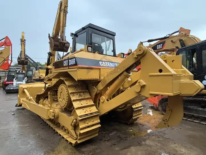 Original Second Hand Cat Bulldozer Caterpillar D8r 40 Tons Bulldozer with Good Quality in Low Price for Sale - Buldôzer: foto 5 Original Second Hand Cat Bulldozer Caterpillar D8r 40 Tons Bulldozer with Good Quality in Low Price for Sale - Buldôzer: foto 5