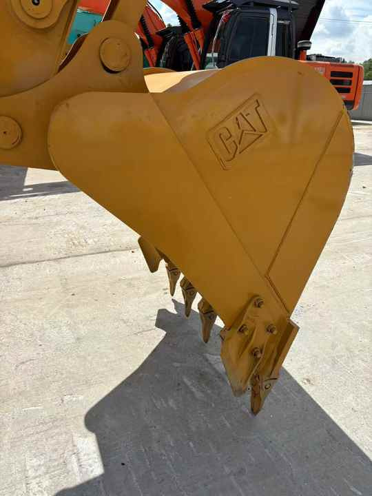 Original Second-hand Used Caterpillar Cat 320d2 320d2l 320d 320dl Cat320d2 Crawler Excavator cat 320d Excavator for Sale - Escavadeira: foto 5 Original Second-hand Used Caterpillar Cat 320d2 320d2l 320d 320dl Cat320d2 Crawler Excavator cat 320d Excavator for Sale - Escavadeira: foto 5
