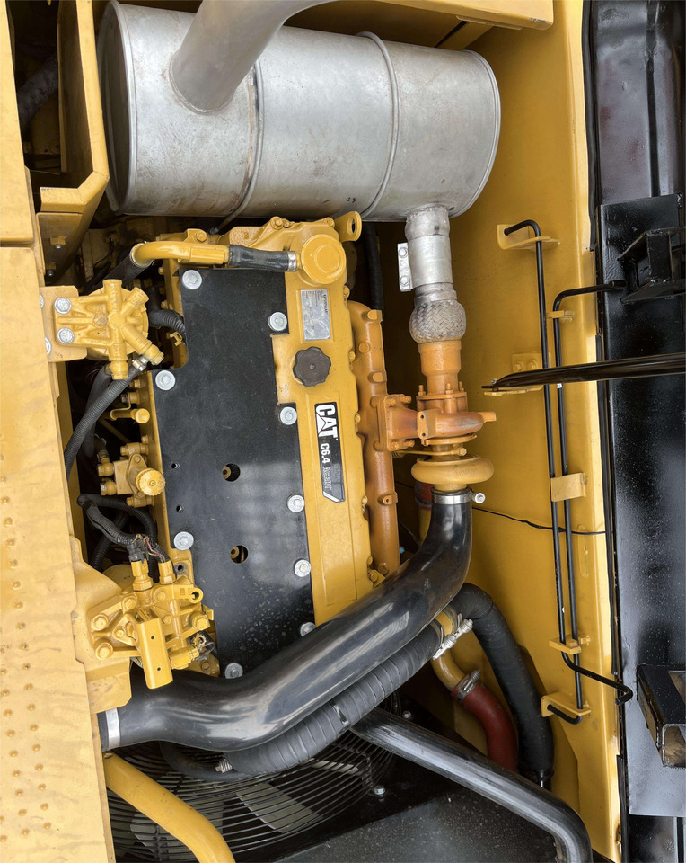 Second Hand Cat Excavator CAT 320D Japan Used Construction Machine 20ton Excavator cat320d - Escavadeira: foto 2 Second Hand Cat Excavator CAT 320D Japan Used Construction Machine 20ton Excavator cat320d - Escavadeira: foto 2
