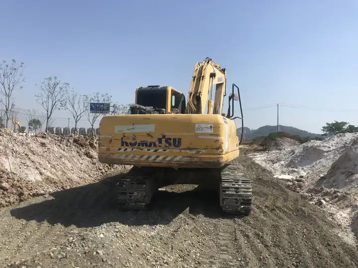 Site Work High Efficiency Second-hand Komatsu Pc200-8 Medium Hydraulic Crawler Backhoe Digger 20ton Used Excavator - Escavadeira: foto 4 Site Work High Efficiency Second-hand Komatsu Pc200-8 Medium Hydraulic Crawler Backhoe Digger 20ton Used Excavator - Escavadeira: foto 4