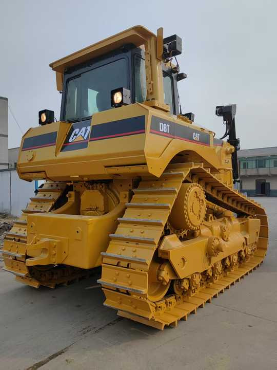 USED D8T CAT Bulldozer Price D8R Used Caterpillar Bulldozer crawler bulldozer made in brazil - Buldôzer: foto 4 USED D8T CAT Bulldozer Price D8R Used Caterpillar Bulldozer crawler bulldozer made in brazil - Buldôzer: foto 4