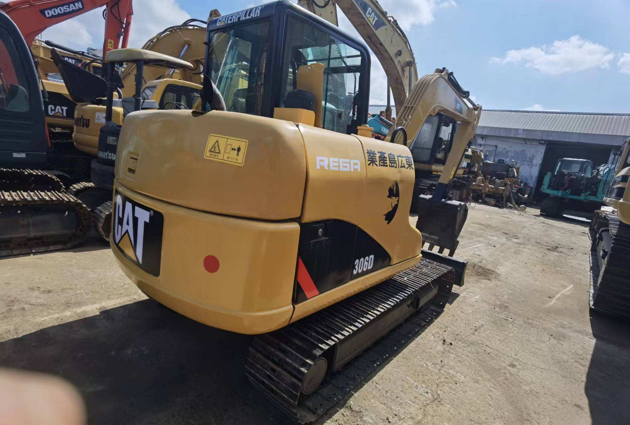 Used CAT 306D 306E 306E2 305.5 305 307 MINI EXCAVATOR - Escavadora de rastos: foto 3 Used CAT 306D 306E 306E2 305.5 305 307 MINI EXCAVATOR - Escavadora de rastos: foto 3