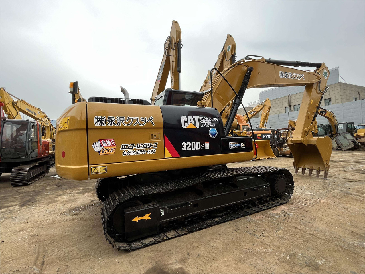 Used Cat Excavator CAT 320D High Quality Japan Used Construction Machine 20ton Excavator cat320d for sale - Escavadeira: foto 3 Used Cat Excavator CAT 320D High Quality Japan Used Construction Machine 20ton Excavator cat320d for sale - Escavadeira: foto 3