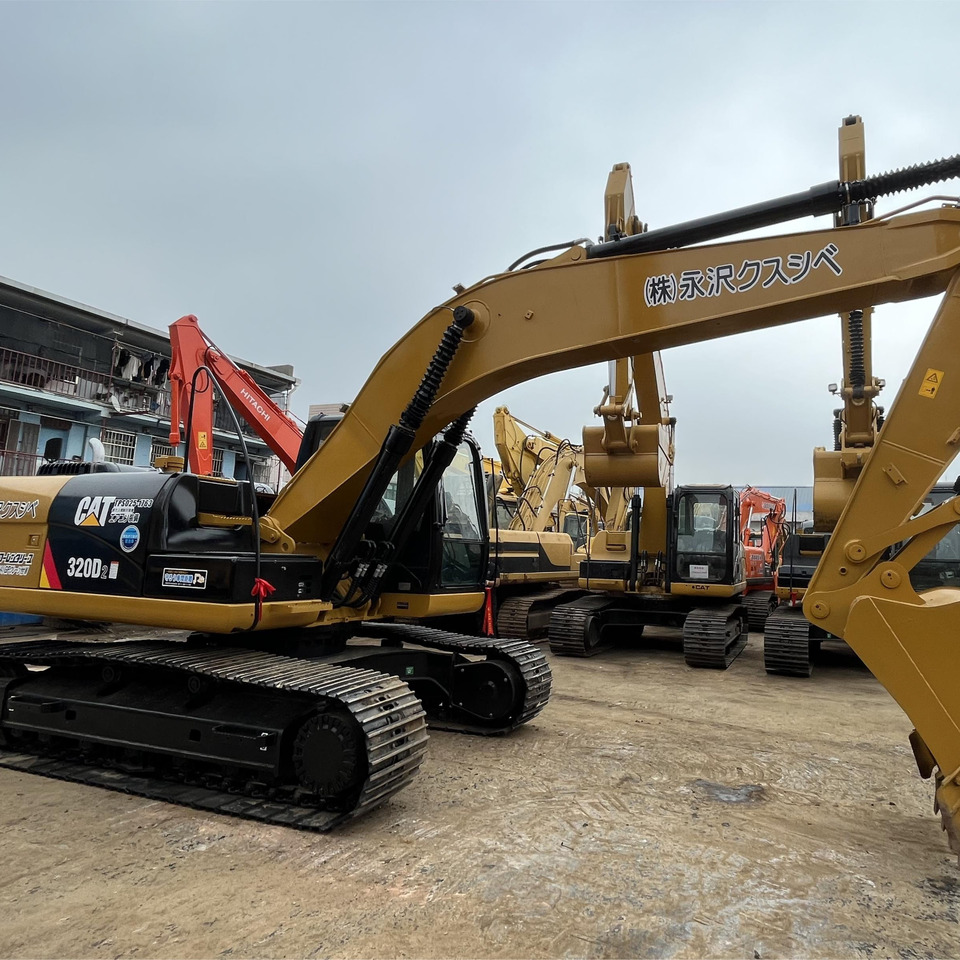 Used Cat Excavator CAT 320D High Quality Japan Used Construction Machine 20ton Excavator cat320d for sale - Escavadeira: foto 1 Used Cat Excavator CAT 320D High Quality Japan Used Construction Machine 20ton Excavator cat320d for sale - Escavadeira: foto 1