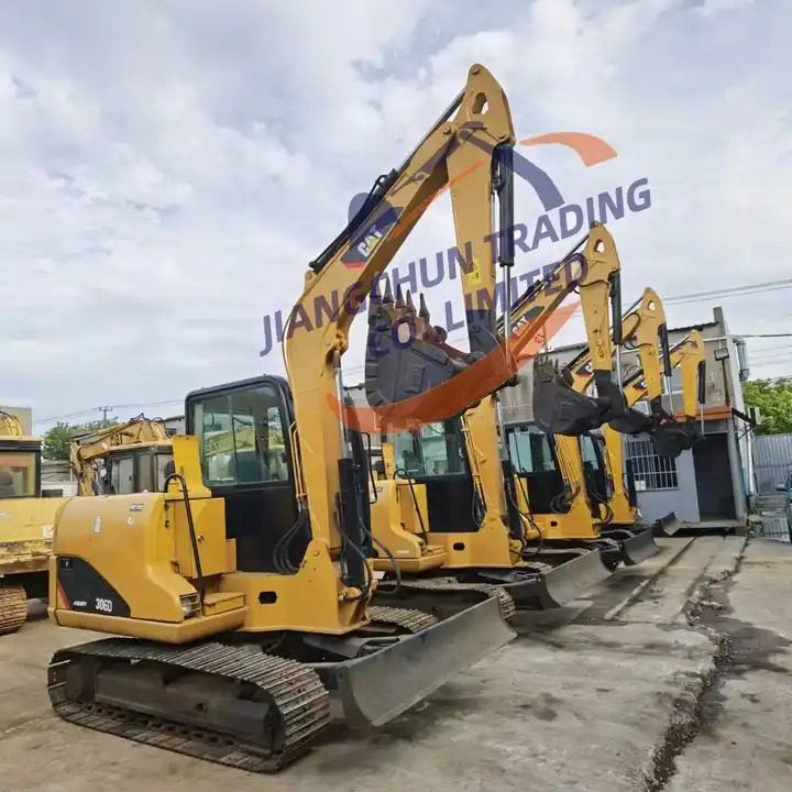 Used Caterpillar CAT 306D Excavator / Cat excavator 305 306 307 308 mini caterpillar excavator for sale - Escavadeira: foto 1 Used Caterpillar CAT 306D Excavator / Cat excavator 305 306 307 308 mini caterpillar excavator for sale - Escavadeira: foto 1