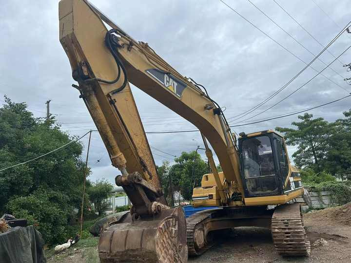 Used Excavator Cat 320bl Best Second Hand Excavator Caterpillar 320 320d 320b for Sale in Shanghai - Escavadora de rastos: foto 4 Used Excavator Cat 320bl Best Second Hand Excavator Caterpillar 320 320d 320b for Sale in Shanghai - Escavadora de rastos: foto 4