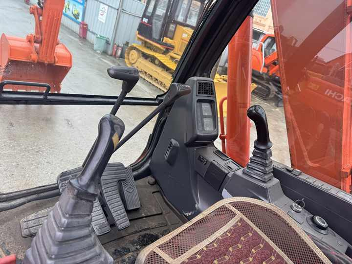 Used Excavator Doosan Dx75-9C Excavators Earth-moving Machinery Doosan Dx60 Dx80 Dx75 Dx225 Dh55 Dx60-9c for Sale - Escavadora de rastos: foto 4 Used Excavator Doosan Dx75-9C Excavators Earth-moving Machinery Doosan Dx60 Dx80 Dx75 Dx225 Dh55 Dx60-9c for Sale - Escavadora de rastos: foto 4