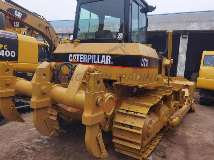 Used Good Condition dozer cat d7g bulldozer Well Maintanced Second hand Caterpillar D7G Crawler Bulldozers D7G D7H D7R - Buldôzer: foto 2 Used Good Condition dozer cat d7g bulldozer Well Maintanced Second hand Caterpillar D7G Crawler Bulldozers D7G D7H D7R - Buldôzer: foto 2