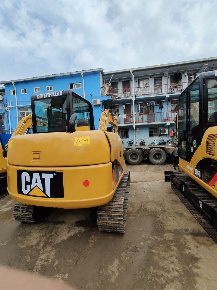 Used Mini cat 306 excavator 6tons excavator on sale - Escavadora de rastos: foto 5 Used Mini cat 306 excavator 6tons excavator on sale - Escavadora de rastos: foto 5