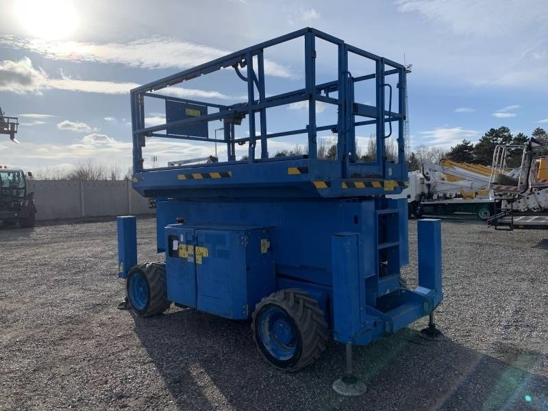 Genie GS4069 DC - 14,02 m, electric - Plataforma de Tijera/ Plataforma de tesoura: foto 1 Genie GS4069 DC - 14,02 m, electric - Plataforma de Tijera/ Plataforma de tesoura: foto 1