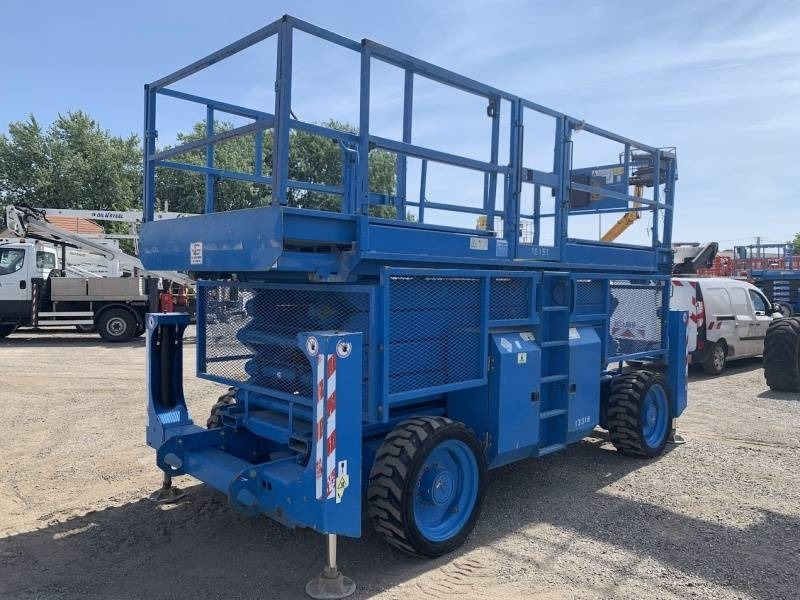 Genie GS4390 - 15,11m, diesel, 4x4 - Plataforma de Tijera/ Plataforma de tesoura: foto 2 Genie GS4390 - 15,11m, diesel, 4x4 - Plataforma de Tijera/ Plataforma de tesoura: foto 2