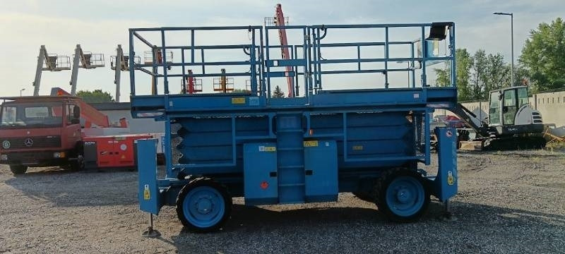 Genie GS4390 - 15,11m, diesel, 4x4 - Plataforma de Tijera/ Plataforma de tesoura: foto 5 Genie GS4390 - 15,11m, diesel, 4x4 - Plataforma de Tijera/ Plataforma de tesoura: foto 5