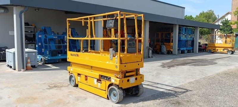Haulotte Compact 8 - 8m, electric - Plataforma de Tijera/ Plataforma de tesoura: foto 1 Haulotte Compact 8 - 8m, electric - Plataforma de Tijera/ Plataforma de tesoura: foto 1