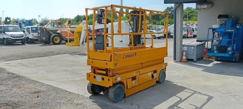 Haulotte Compact 8 - 8m, electric - Plataforma de Tijera/ Plataforma de tesoura: foto 2 Haulotte Compact 8 - 8m, electric - Plataforma de Tijera/ Plataforma de tesoura: foto 2