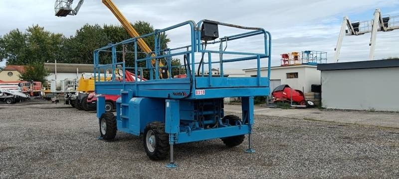 Haulotte H12SXL - 12m, 4x4, diesel - Plataforma de Tijera/ Plataforma de tesoura: foto 1 Haulotte H12SXL - 12m, 4x4, diesel - Plataforma de Tijera/ Plataforma de tesoura: foto 1