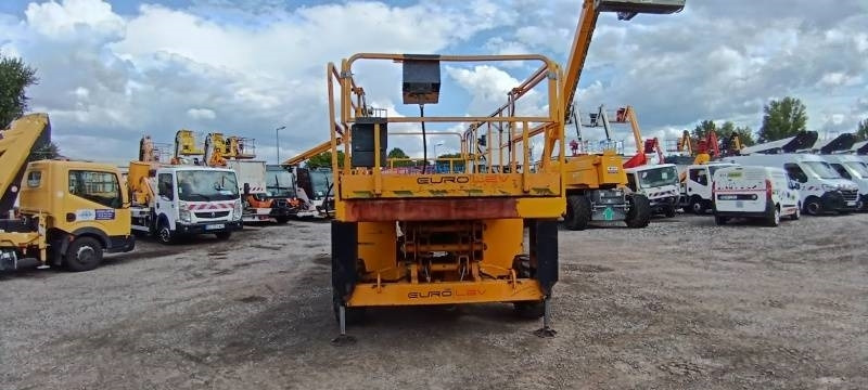 Haulotte H12SXLNT - 12m, 4x4, diesel  - Plataforma de Tijera/ Plataforma de tesoura: foto 3 Haulotte H12SXLNT - 12m, 4x4, diesel  - Plataforma de Tijera/ Plataforma de tesoura: foto 3