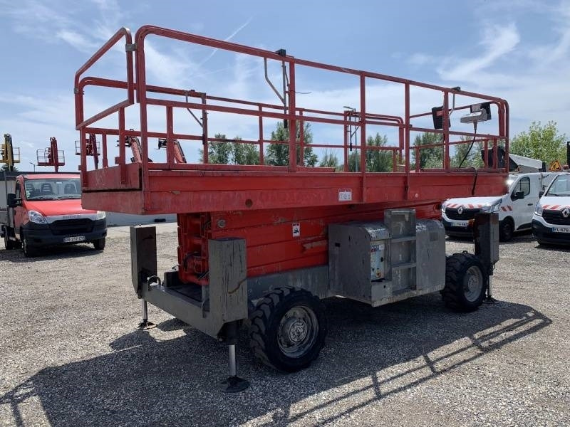 Haulotte H15SXL - 15m, 4x4, diesel - Plataforma de Tijera/ Plataforma de tesoura: foto 2 Haulotte H15SXL - 15m, 4x4, diesel - Plataforma de Tijera/ Plataforma de tesoura: foto 2