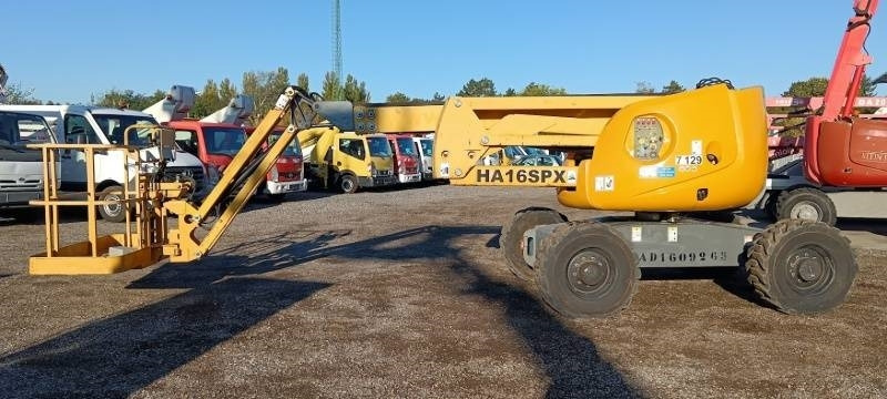 Haulotte HA16SPX - 16m, 4x4, diesel - Plataforma articulada: foto 5 Haulotte HA16SPX - 16m, 4x4, diesel - Plataforma articulada: foto 5
