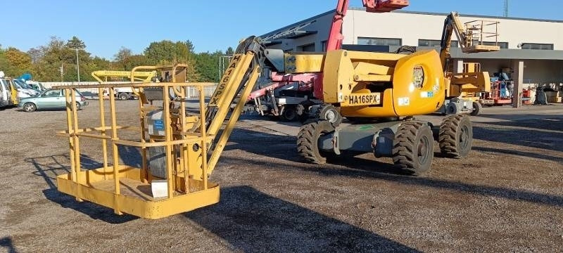 Haulotte HA16SPX - 16m, 4x4, diesel - Plataforma articulada: foto 2 Haulotte HA16SPX - 16m, 4x4, diesel - Plataforma articulada: foto 2