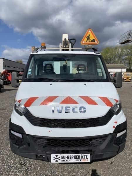 Iveco Daily Multitel 160 ALU DS - 16m - Caminhão com plataforma aérea: foto 3 Iveco Daily Multitel 160 ALU DS - 16m - Caminhão com plataforma aérea: foto 3