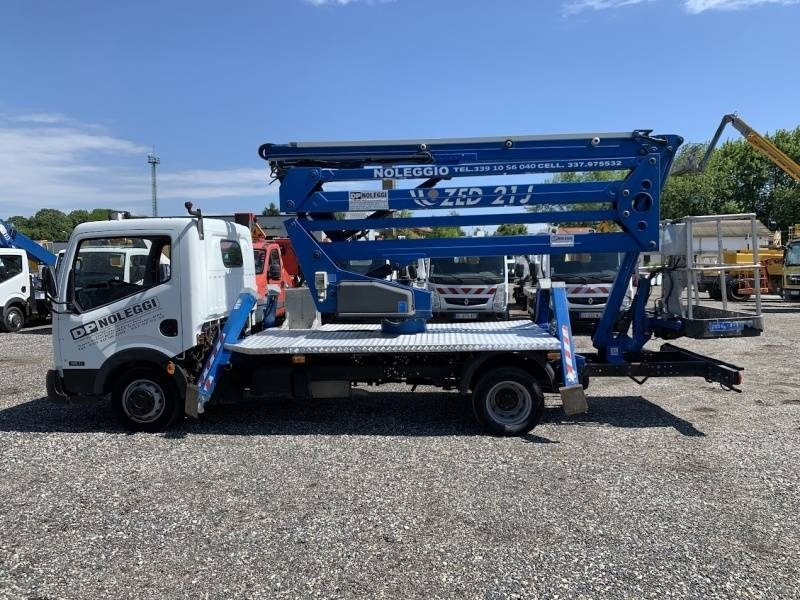 Nissan Cabstar CTE ZED 21 J - 21 m - 200 kg - Caminhão com plataforma aérea: foto 5 Nissan Cabstar CTE ZED 21 J - 21 m - 200 kg - Caminhão com plataforma aérea: foto 5