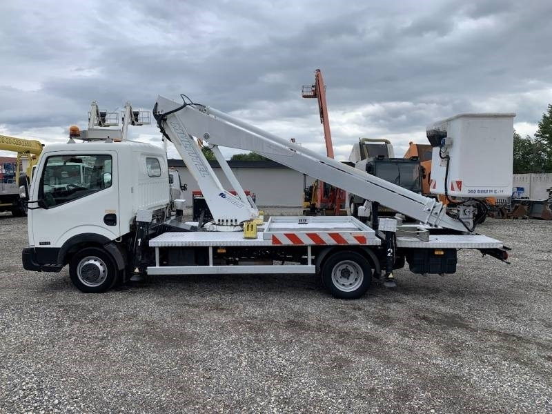 Nissan Cabstar Multitel 160 ALU DS - 16m - Caminhão com plataforma aérea: foto 4 Nissan Cabstar Multitel 160 ALU DS - 16m - Caminhão com plataforma aérea: foto 4