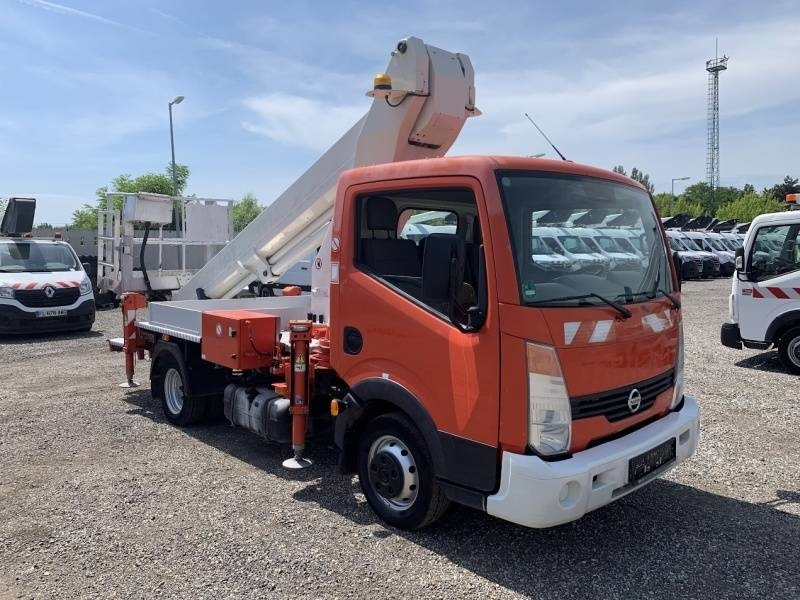 Nissan Cabstar Ruthmann-Steiger TB220 - 22,1m - 200 kg - Caminhão com plataforma aérea: foto 1 Nissan Cabstar Ruthmann-Steiger TB220 - 22,1m - 200 kg - Caminhão com plataforma aérea: foto 1