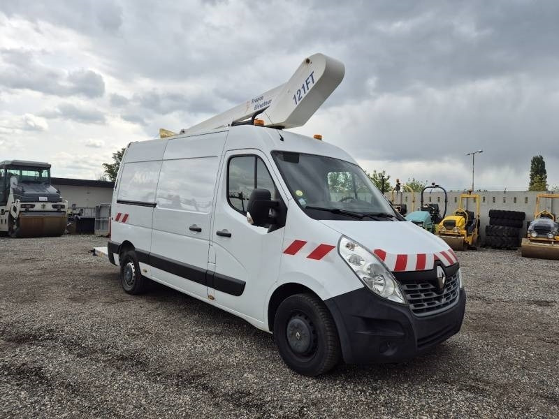 Renault Master France Elevateur 121FT - 12,5 m - 120kg - Caminhão com plataforma aérea: foto 1 Renault Master France Elevateur 121FT - 12,5 m - 120kg - Caminhão com plataforma aérea: foto 1