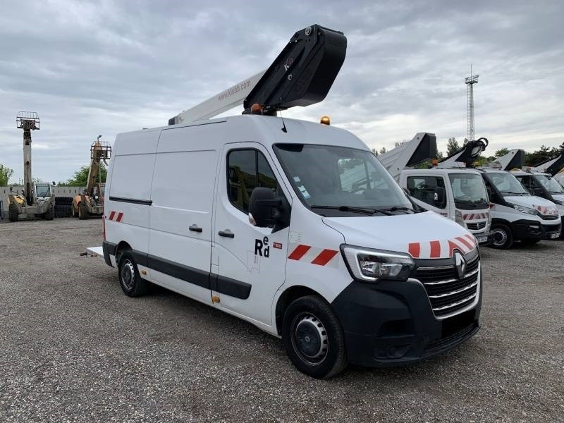 Renault Master Klubb K32 - 12,5 m, 120 kg - Caminhão com plataforma aérea: foto 1 Renault Master Klubb K32 - 12,5 m, 120 kg - Caminhão com plataforma aérea: foto 1
