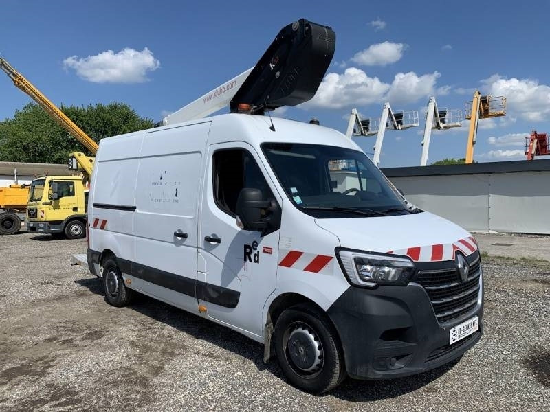 Renault Master Klubb K32 - 12,5 m, 120 kg - Caminhão com plataforma aérea: foto 1 Renault Master Klubb K32 - 12,5 m, 120 kg - Caminhão com plataforma aérea: foto 1