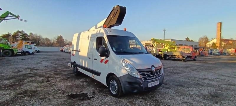 Renault Master Klubb K32 - Caminhão com plataforma aérea: foto 1 Renault Master Klubb K32 - Caminhão com plataforma aérea: foto 1