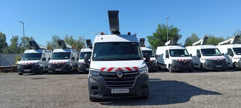 Renault Master Klubb KL32 - 12,5 m, 120 kg - Caminhão com plataforma aérea: foto 3 Renault Master Klubb KL32 - 12,5 m, 120 kg - Caminhão com plataforma aérea: foto 3