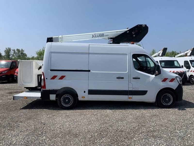 Renault Master Klubb KL32 - 12,5 m, 120 kg - Caminhão com plataforma aérea: foto 4 Renault Master Klubb KL32 - 12,5 m, 120 kg - Caminhão com plataforma aérea: foto 4
