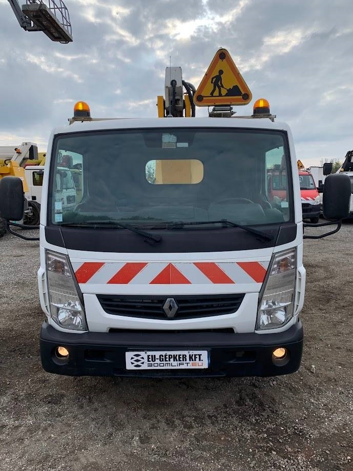 Renault Maxity Multitel 160 ALU DS - 16m  - Caminhão com plataforma aérea: foto 3 Renault Maxity Multitel 160 ALU DS - 16m  - Caminhão com plataforma aérea: foto 3