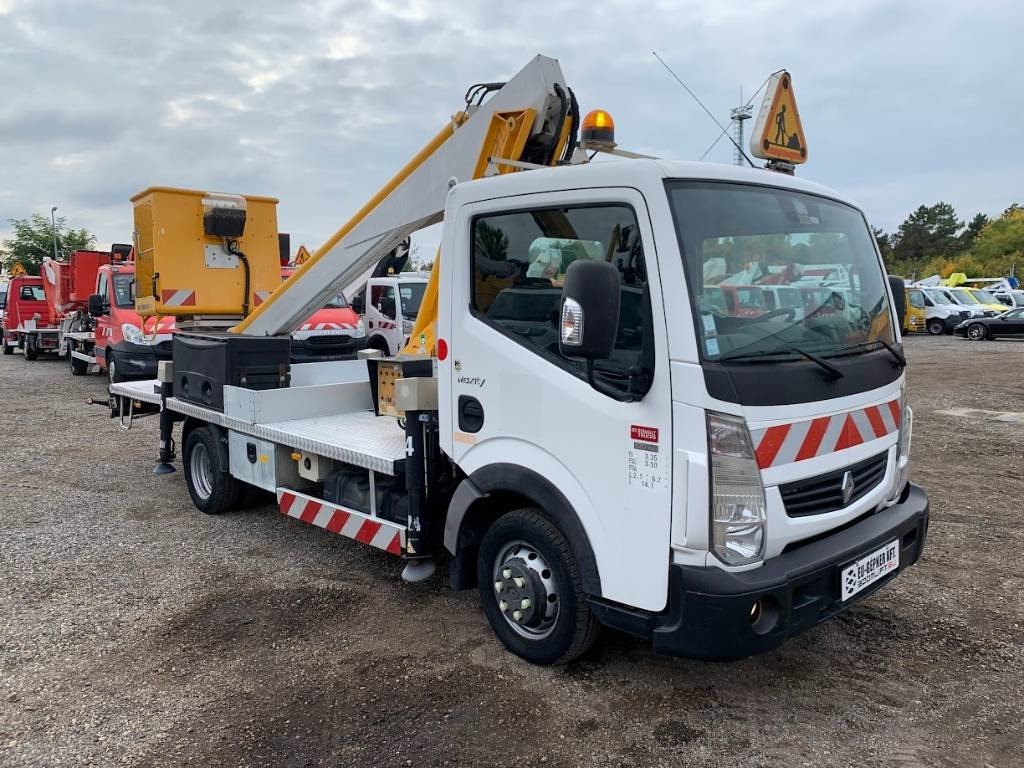 Renault Maxity Multitel 160 ALU DS - 16m  - Caminhão com plataforma aérea: foto 1 Renault Maxity Multitel 160 ALU DS - 16m  - Caminhão com plataforma aérea: foto 1