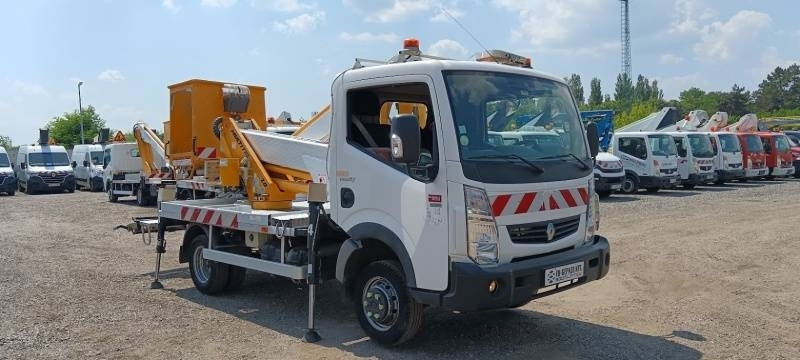 Renault Maxity Multitel MX200 - 20 m - Caminhão com plataforma aérea: foto 1 Renault Maxity Multitel MX200 - 20 m - Caminhão com plataforma aérea: foto 1