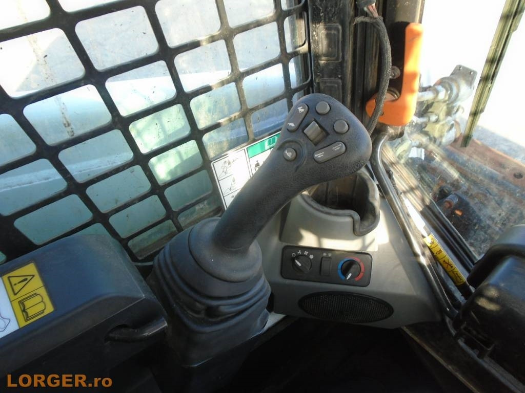 Mini pá carregadora Bobcat S 450: foto 12